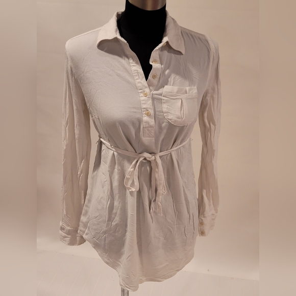 White Maternity Collared Shirt Top by Liz Lange - Picture 1 of 2